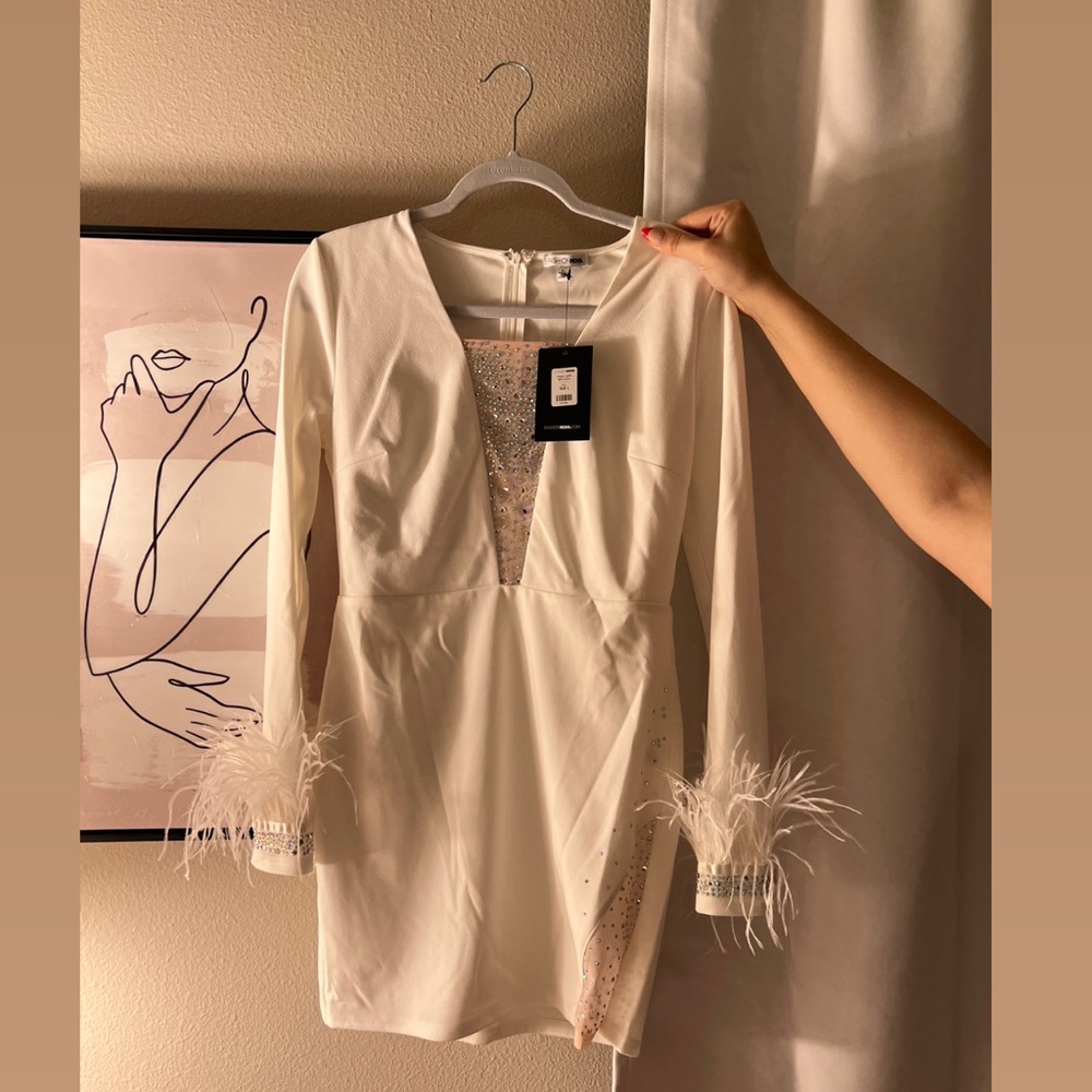 White cute dress🤍